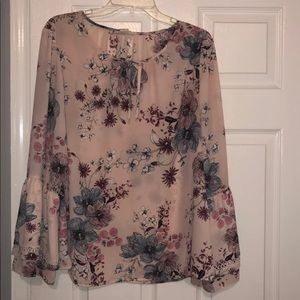 Floral Style & Co Top